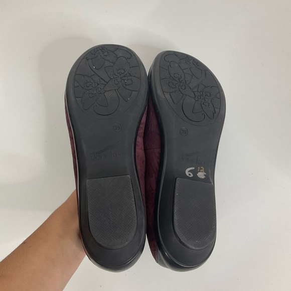 Dansko Oksana Maroon Skip On Shoes Size 39 - Picture 6 of 7